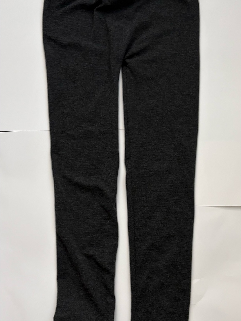 Women’s Charcoal Heather Knit Leggings Sz M/L NWT